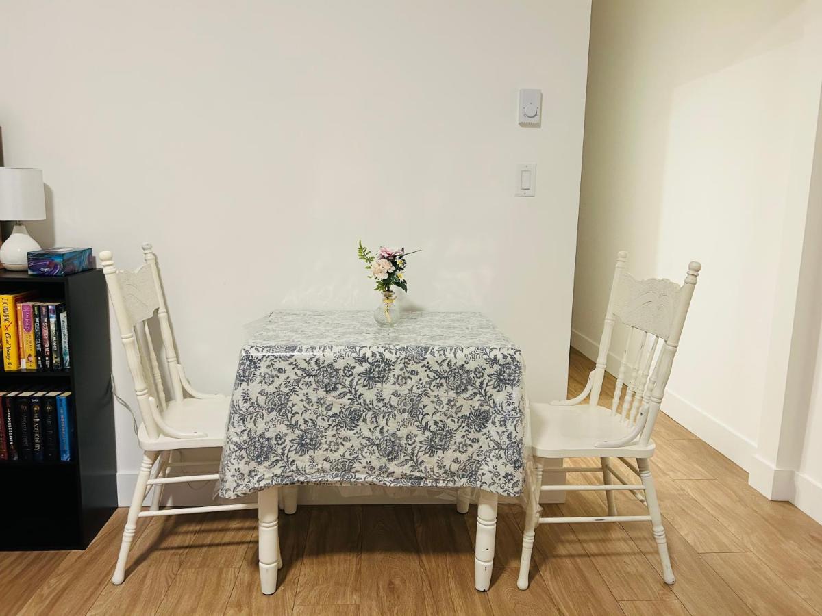 Victoria Private Studio Suite Colwood 외부 사진